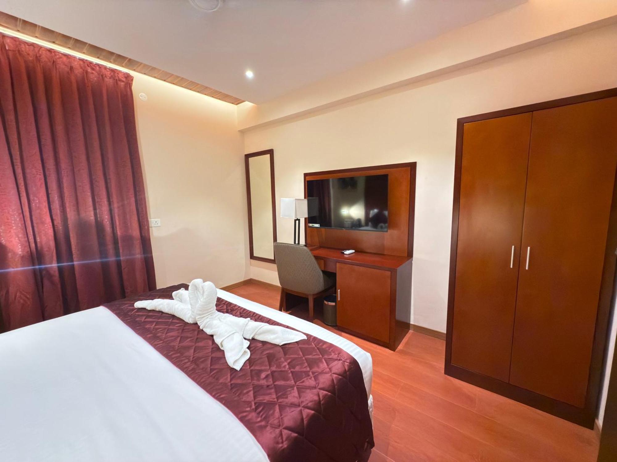 Park Avenue Hotel & Apartments Trichy Tiruchirappalli 외부 사진