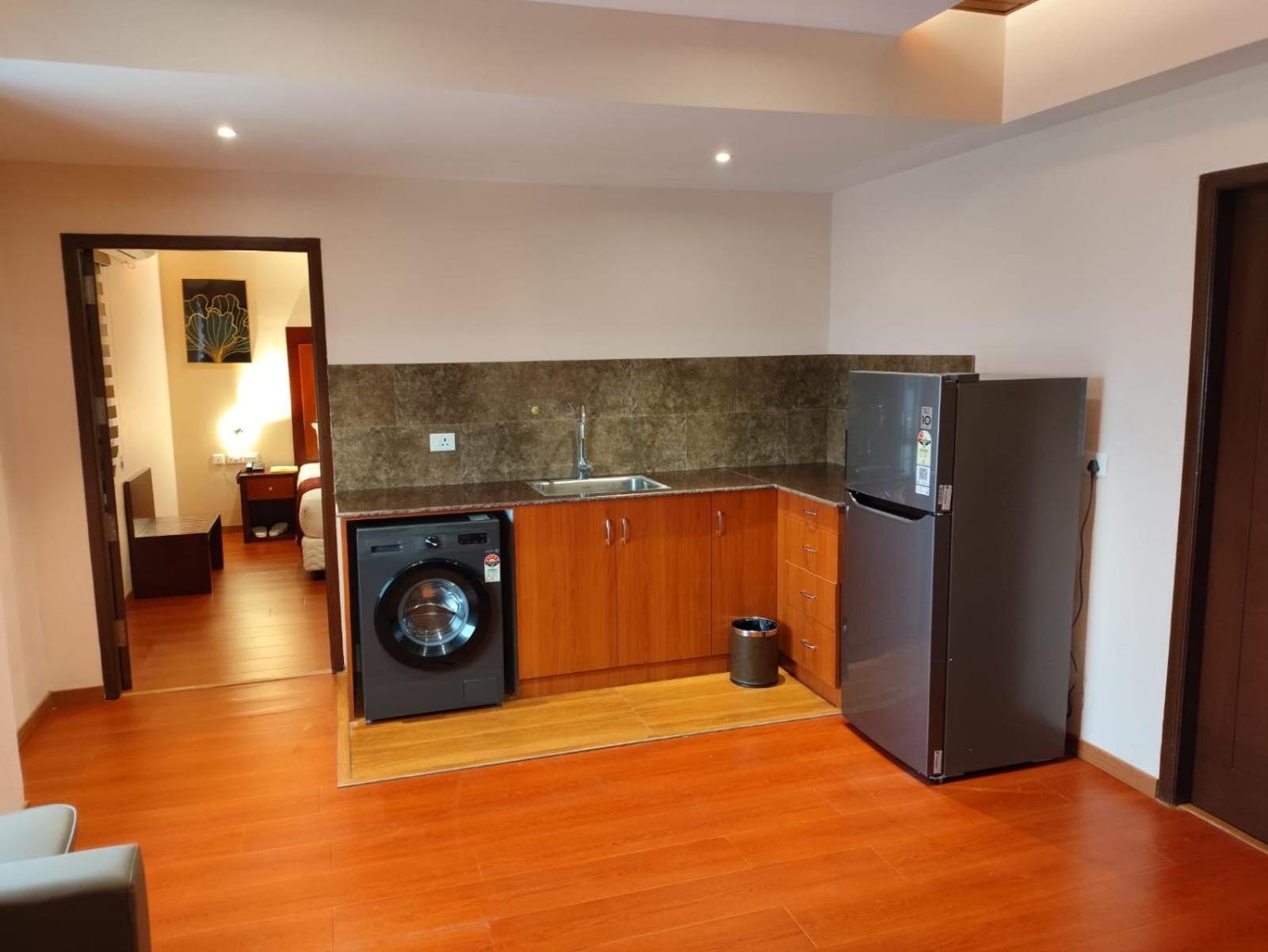 Park Avenue Hotel & Apartments Trichy Tiruchirappalli 외부 사진